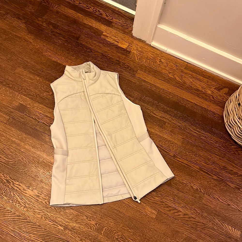 active vest.